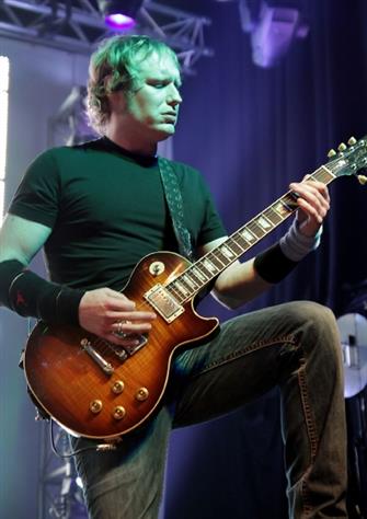 Matt Roberts : Band Member Image | CFF Radio