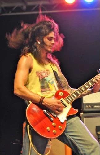 Kenneth Irwin : Band Member Image | CFF Radio