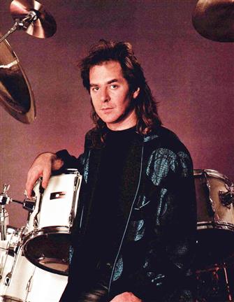 Anton Fig : Band Member Image | CFF Radio