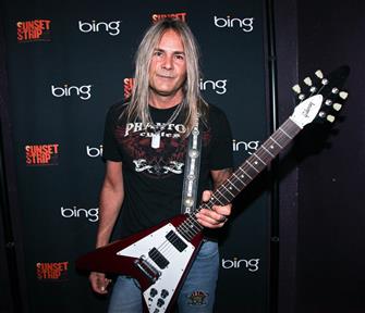 Carlos Cavazo : Band Member Image | CFF Radio