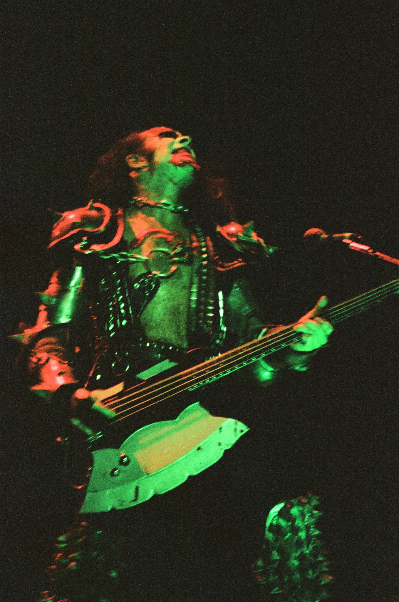 Gene Simmons spitting blood with his AXE Bass live at the Cobo Hall 1983 : Concert Image | CFF Radio