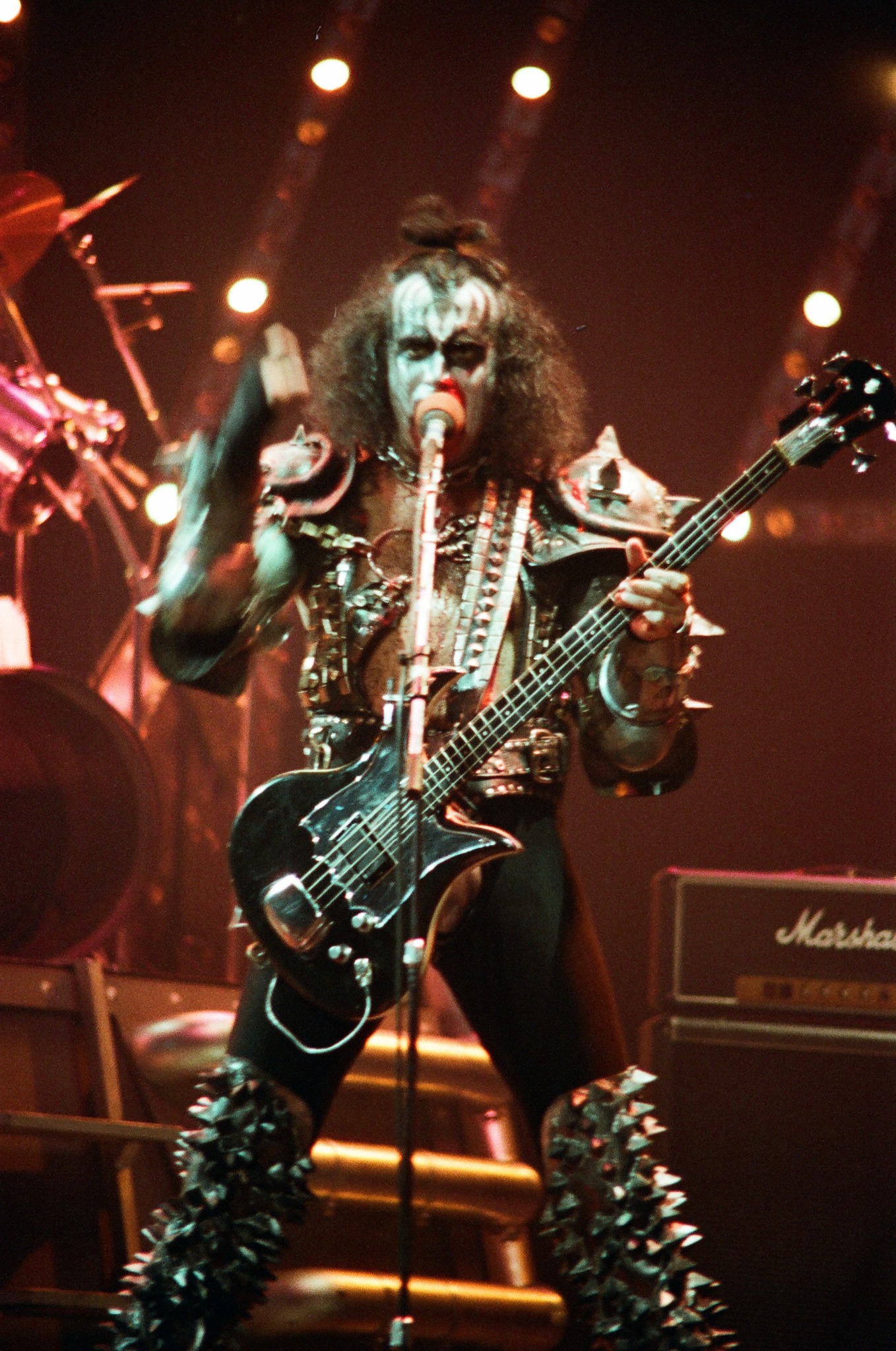 Gene Simmons singing and pumping fist live at the Cobo Hall 1983. : Concert Image | CFF Radio