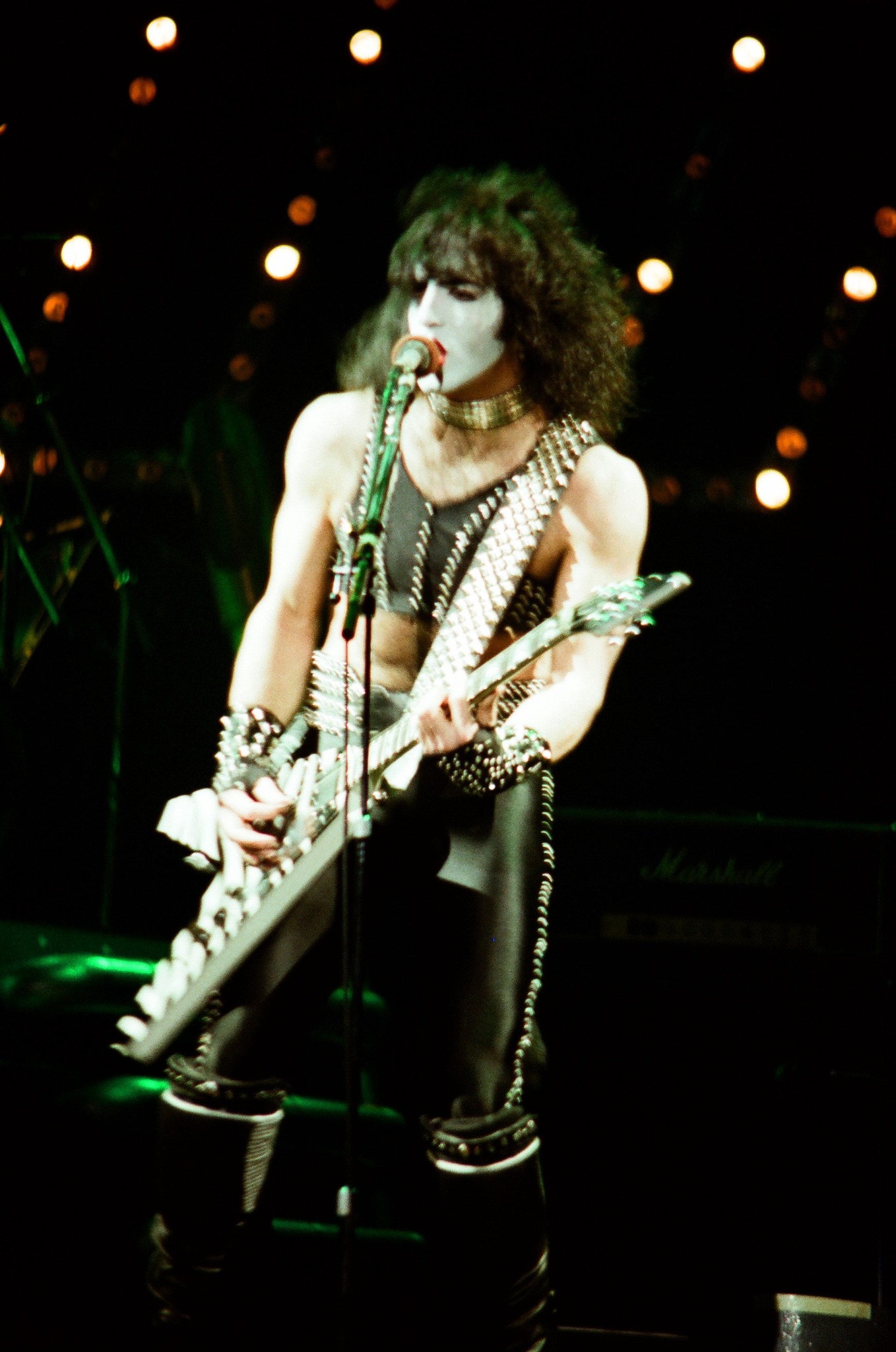 Paul Stanley singing and playing his leopard print flying V guitar live at the Cobo Hall 1983. : Concert Image | CFF Radio